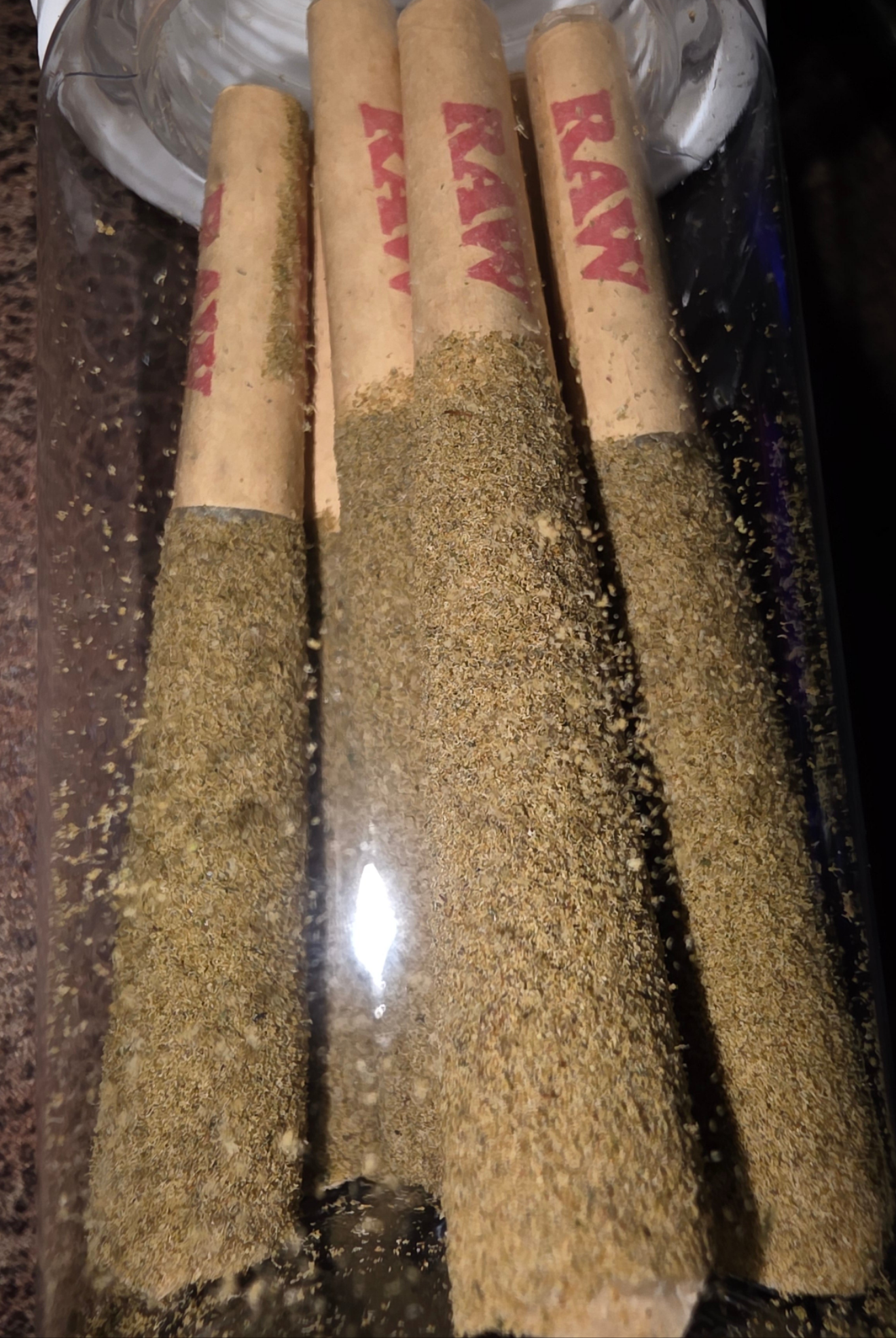Live rosin infused and dusted in dry sift, dog walkers 7 count per pack.